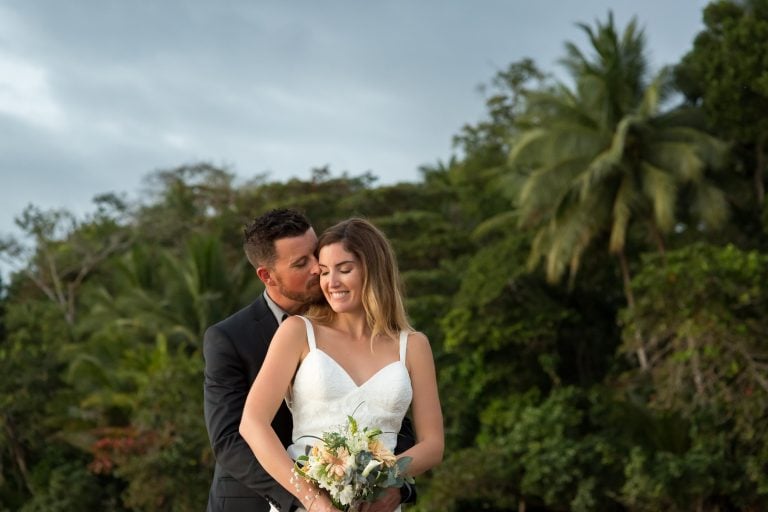 A Playa Uvita Wedding in Nature for the Win!