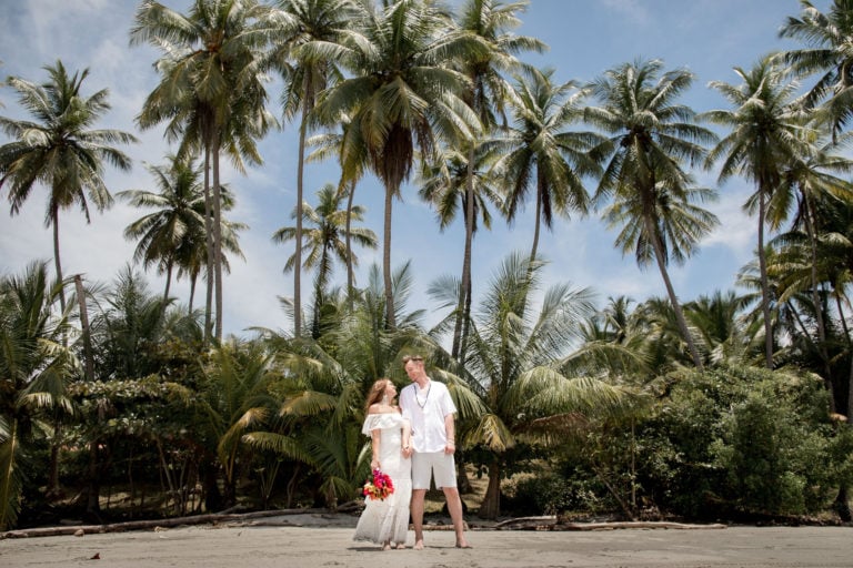 An Intimate Family Wedding in Costa Rica