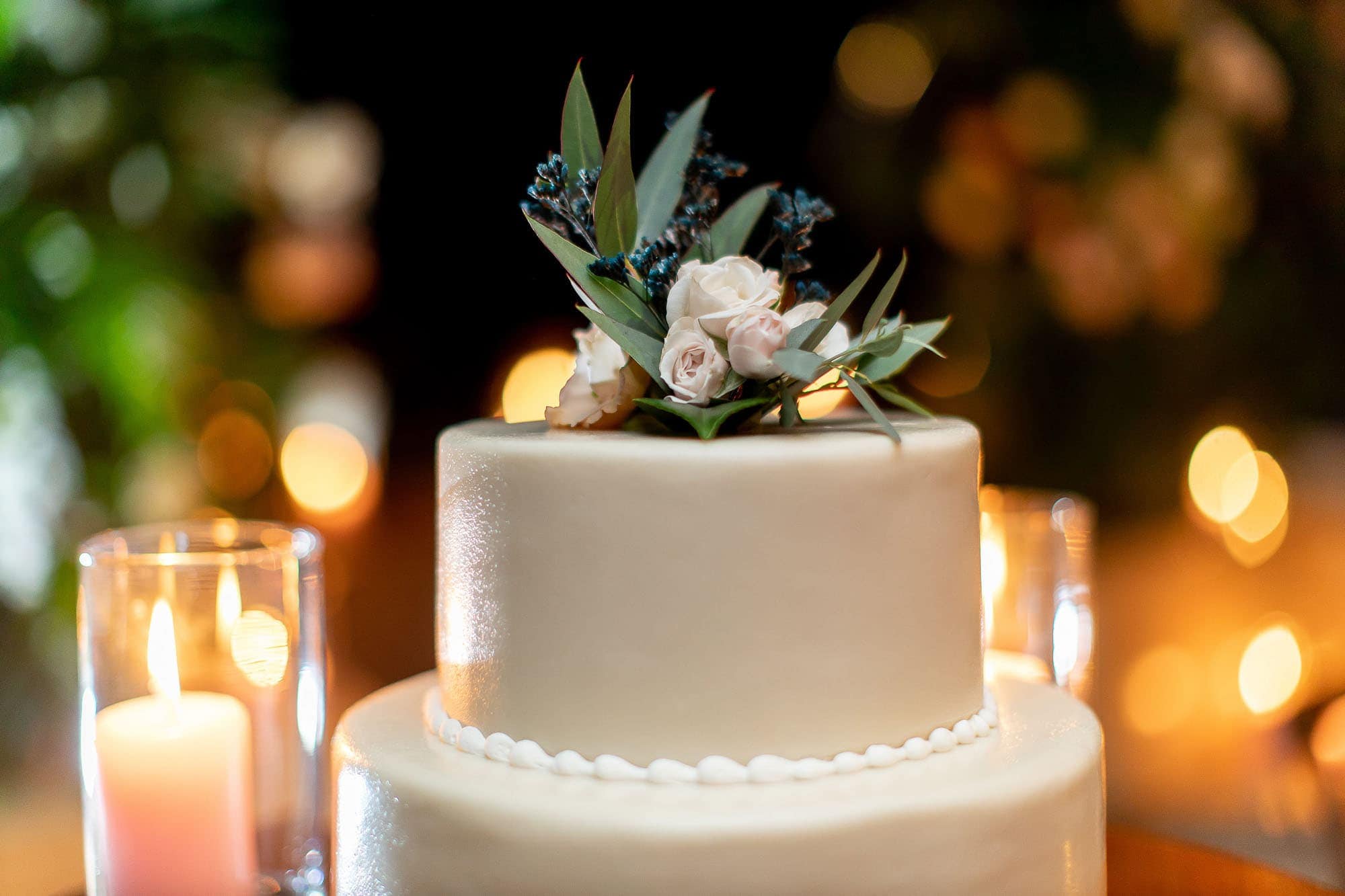 Closeup of the wedding cake