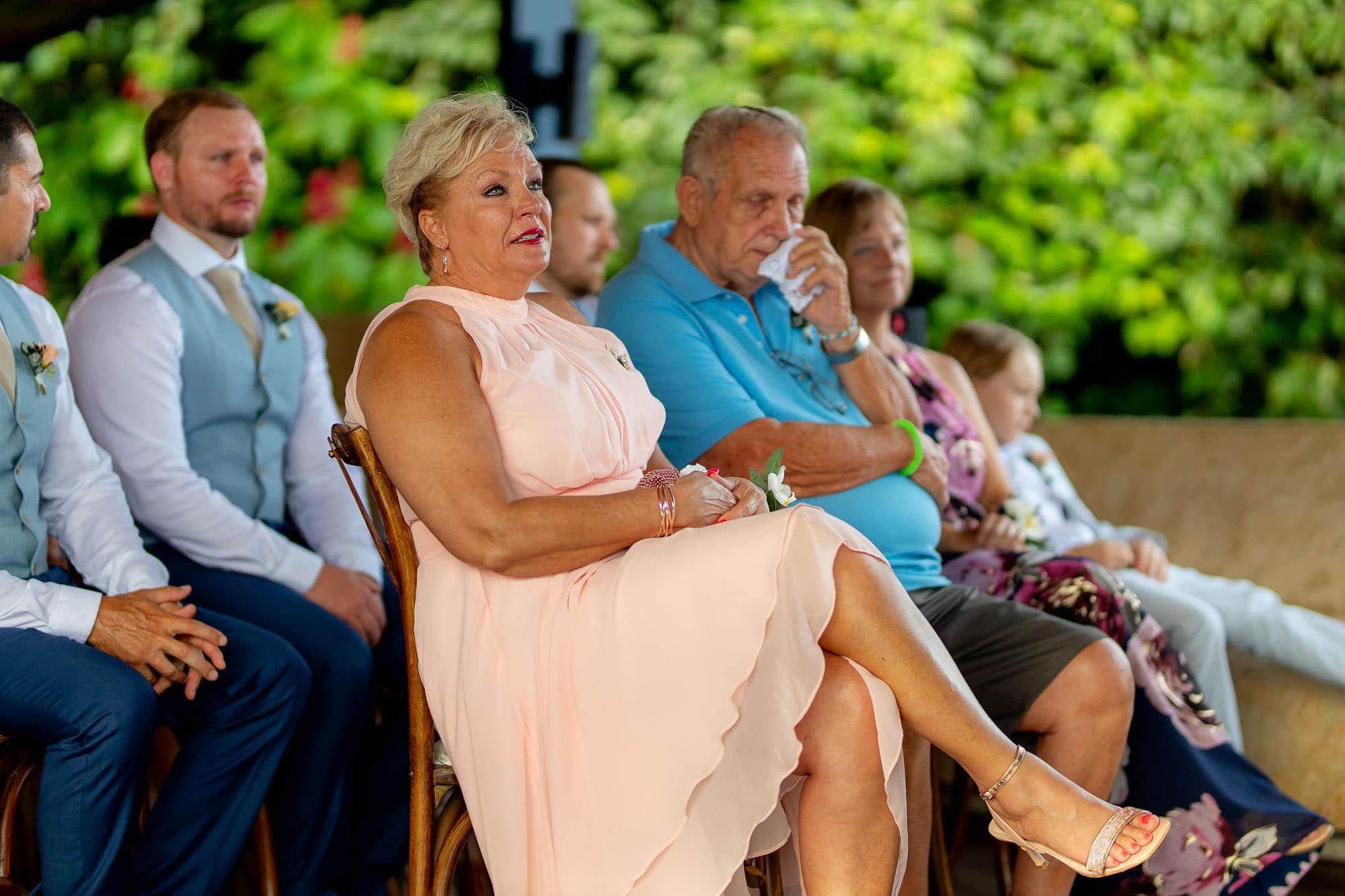 reaction from wedding guests by second photographer
