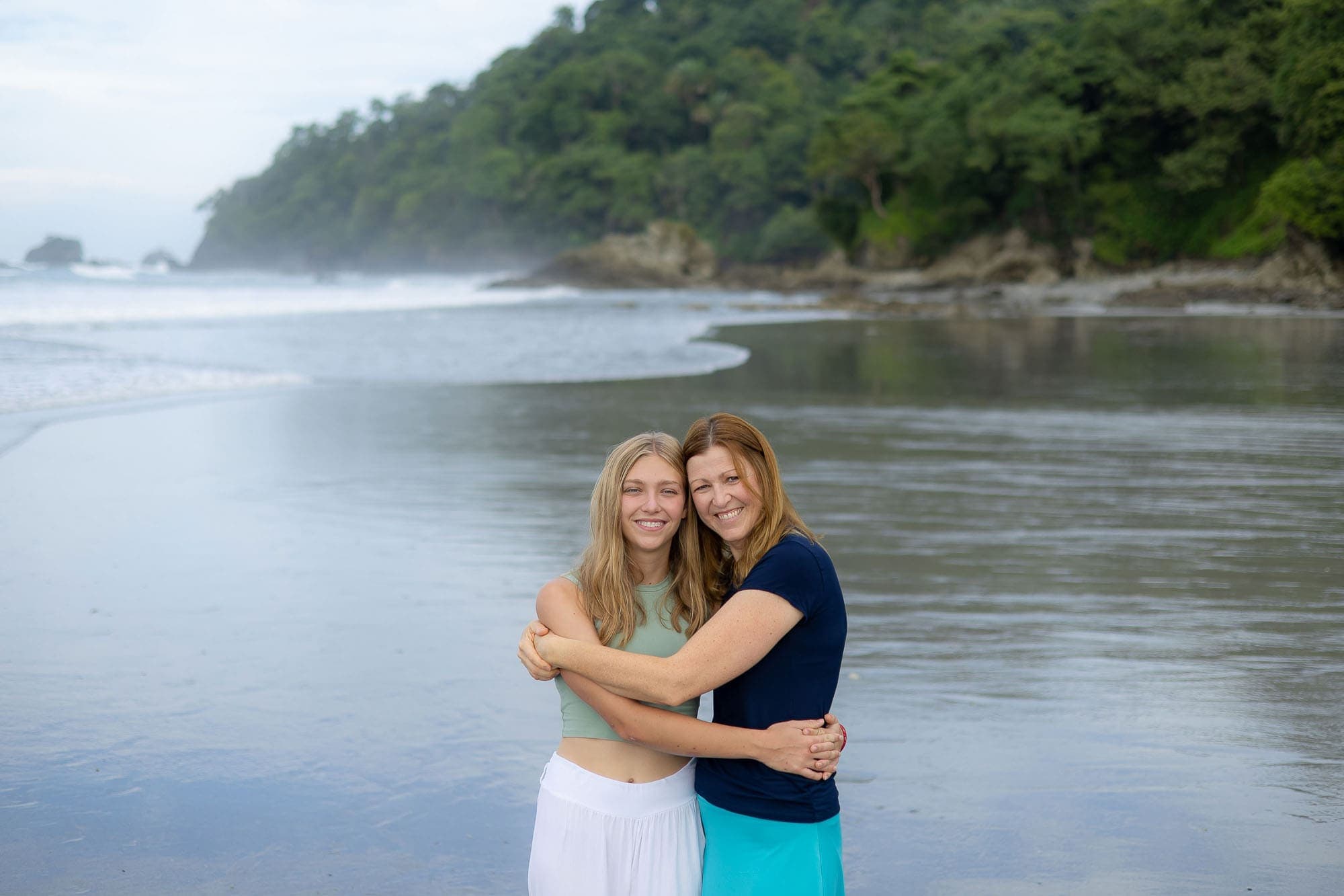mother and daughter in costa rica