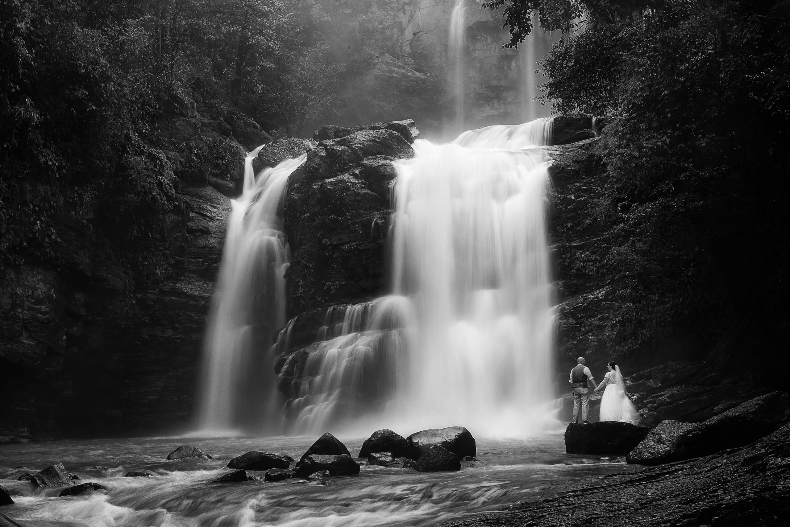 black and white waterfall photo