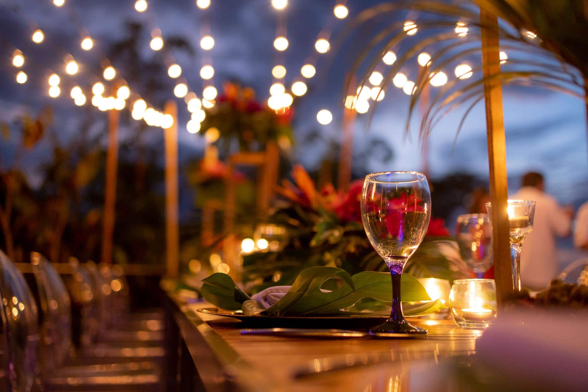 easy way to plan a wedding in Costa Rica: Makanda staff decorated the table