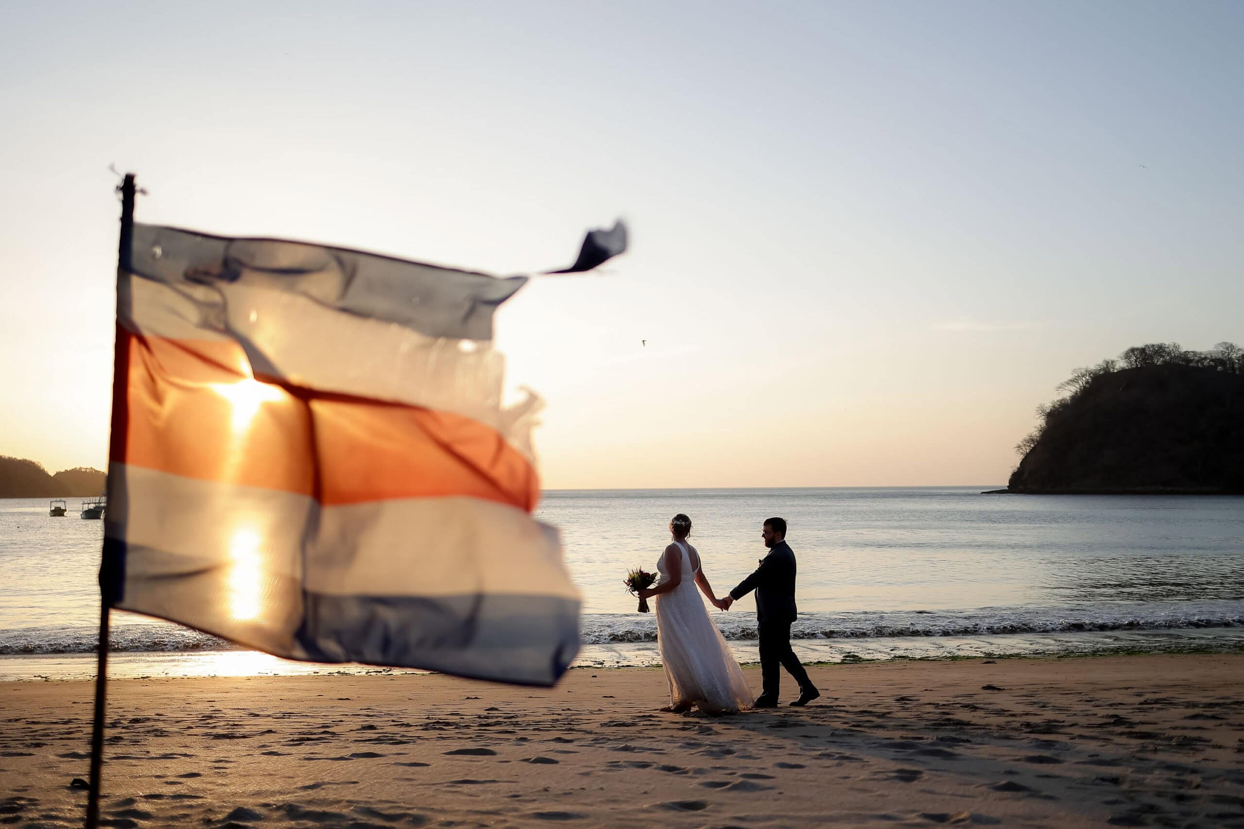 sunset and tide at weddings in costa rica
